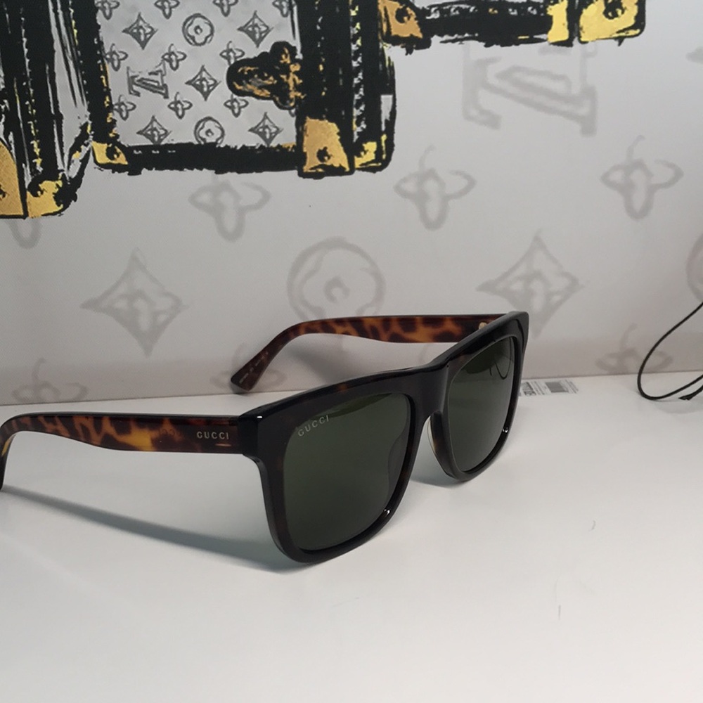 Gucci Tortoise Shell Sunglasses with Green Lenses GG0158SN 002 - Picture 5 of 14